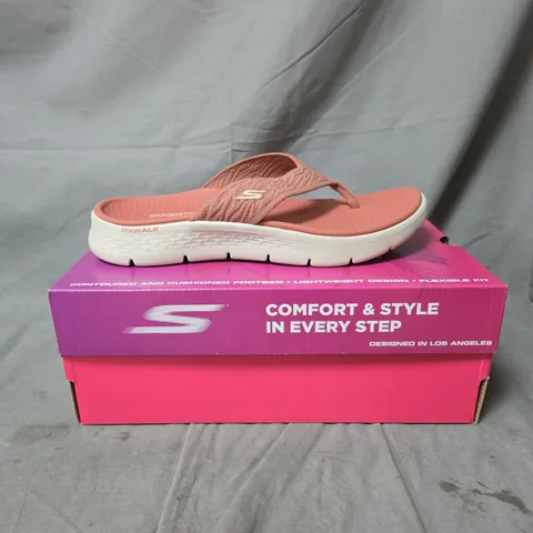 SKECHERS GO WALK WOMEN'S PINK SANDALS – SLIP-ON THONG STYLE SIZE 6