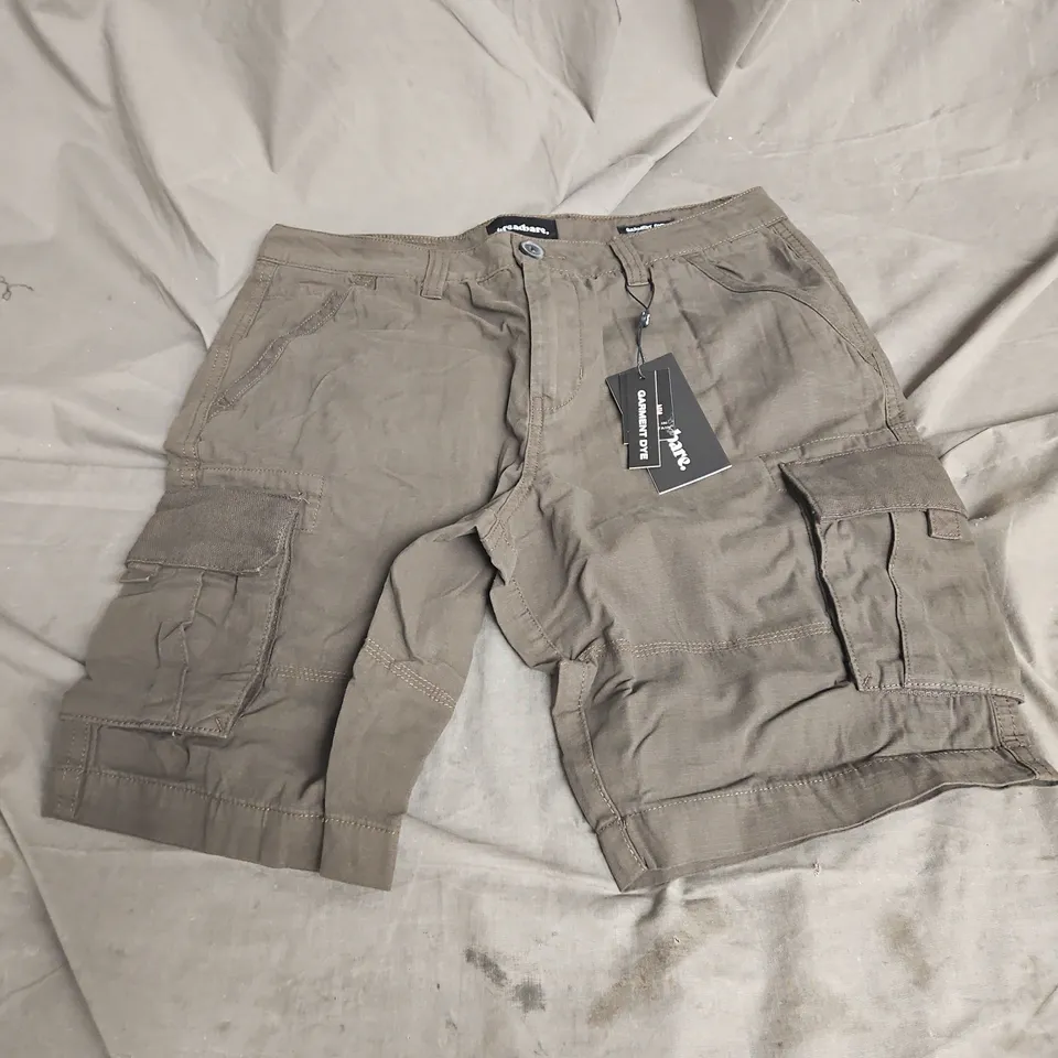 THREADBARE MENS MANCHESTER SHORT IN FORST GREEN SIZE 30W