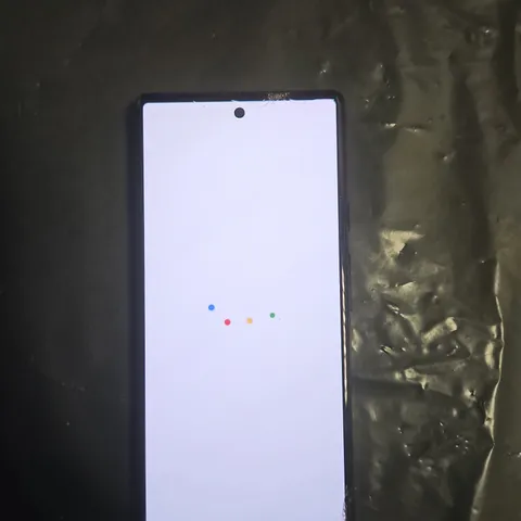 GOOGLE PIXEL 6 SMARTPHONE – BACK CAMERA BAR, BOOT SCREEN VISIBLE
