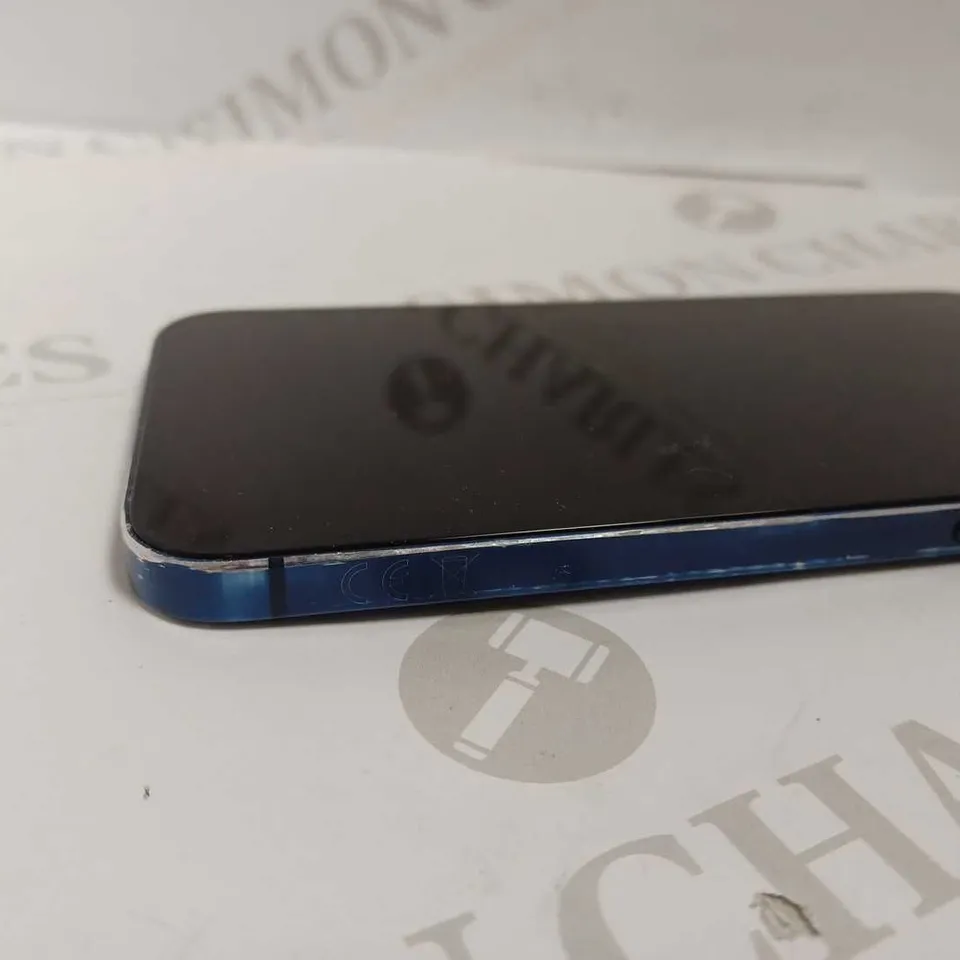 APPLE IPHONE - BLUE MODEL UNKNOWN