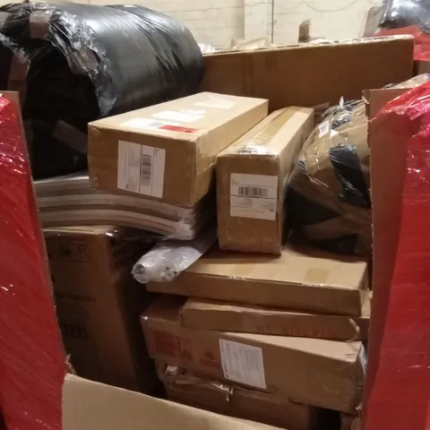 PALLET OF ASSORTED ITEMS TO INCLUDE: LARGE DISH RACK, INTERLOCKING MATS, HOLLYWOOD MAKEUP MIRROR ETC