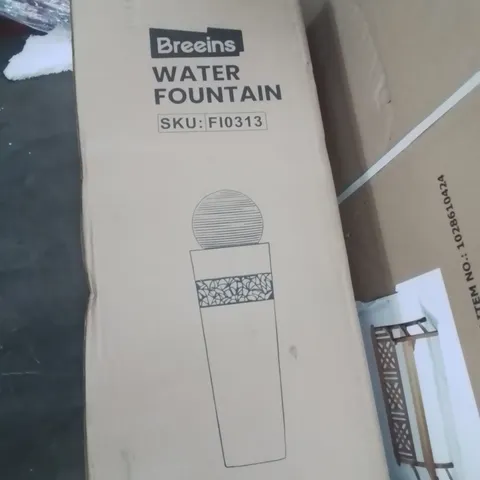 BOXED BREEINS WATER FOUNTAIN 