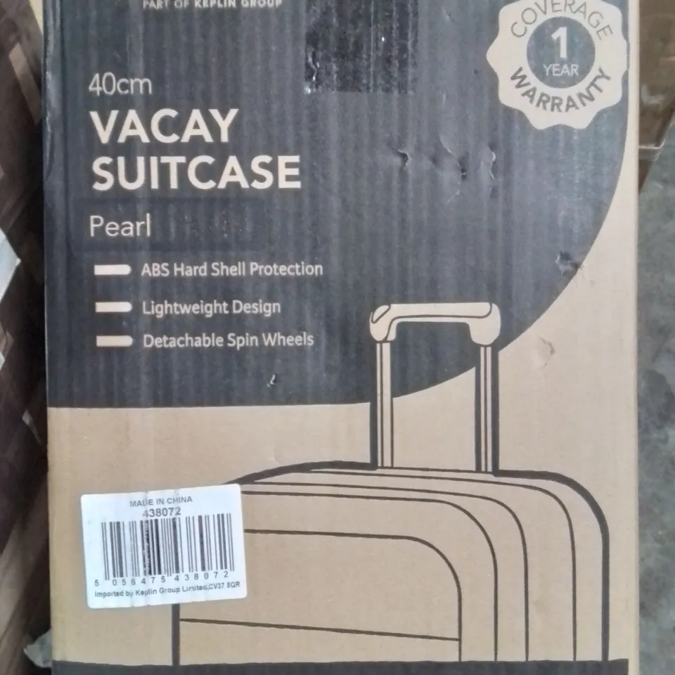 BOXED LUGG VACAY SUITCASE