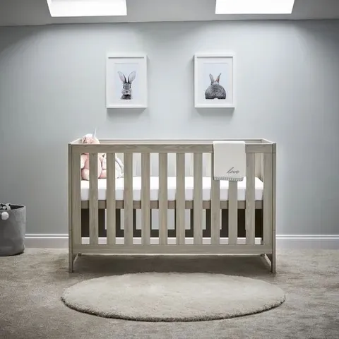 BOXED OBABY NIKA COT BED -GREY WASH- [2 BOXES]