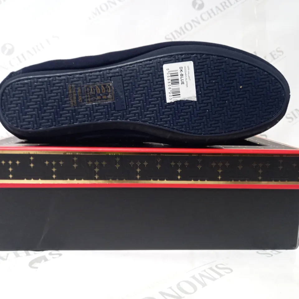 BOXED PAIR OF TED BAKER VALLANT SLIPPERS IN NAVY UK SIZE 11
