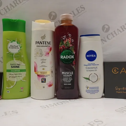 BOX OF APPROX 20 ASSORTED HEALTH AND BEAUTY ITEMS TO INCLUDE - NIVEA CARE SHOWER COCONUT - CALM SIGNATURE SCENTS ORGANIC PURE ESSENTIALS OILS - PANTENE COLOUR GLOSS REPAIRING SHAMPOO ECT