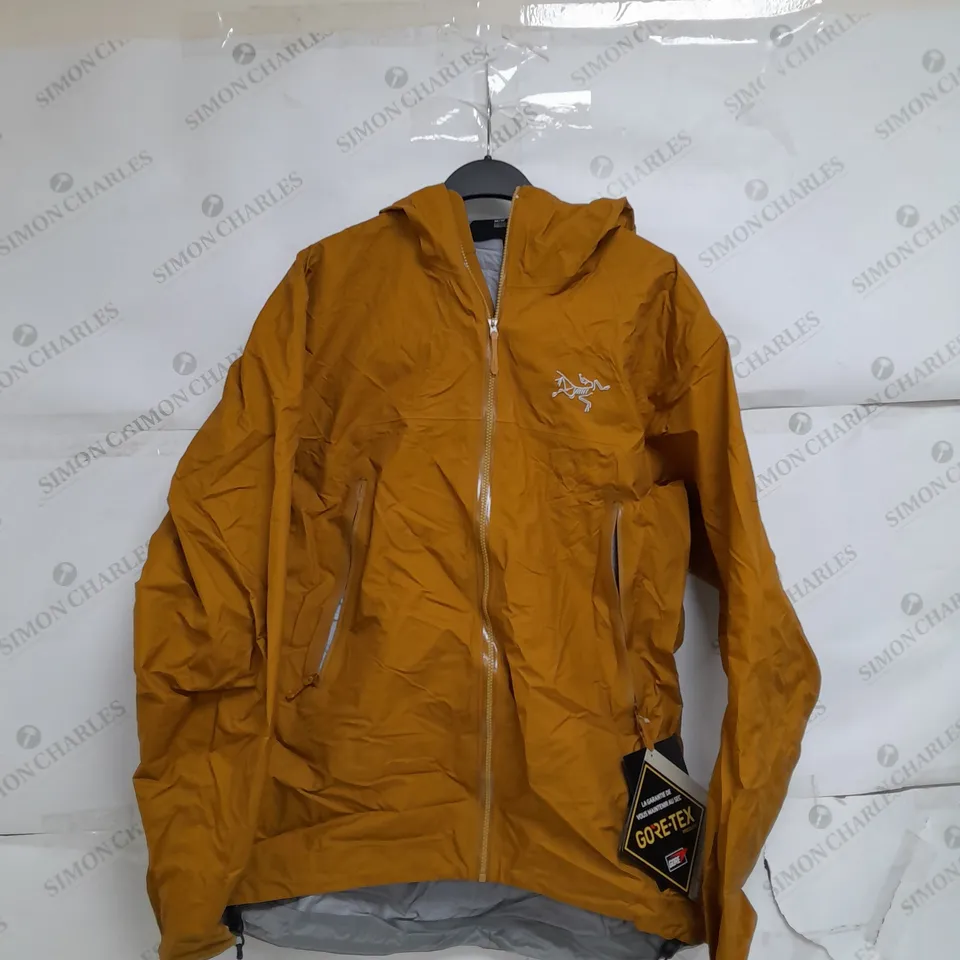 ARCTERYX MEDIUM GORETEX BETA JACKET IN MUSTARD 