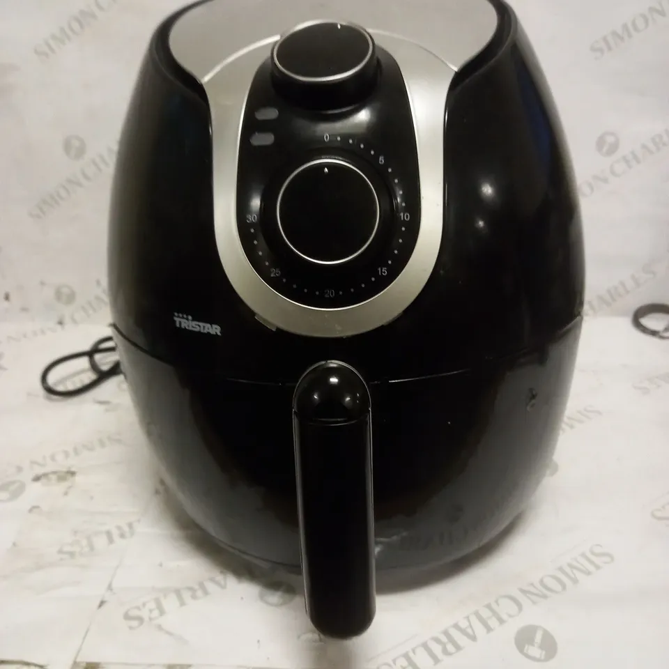 TRISTAR FR-6996 CRISPY FRYER XXL