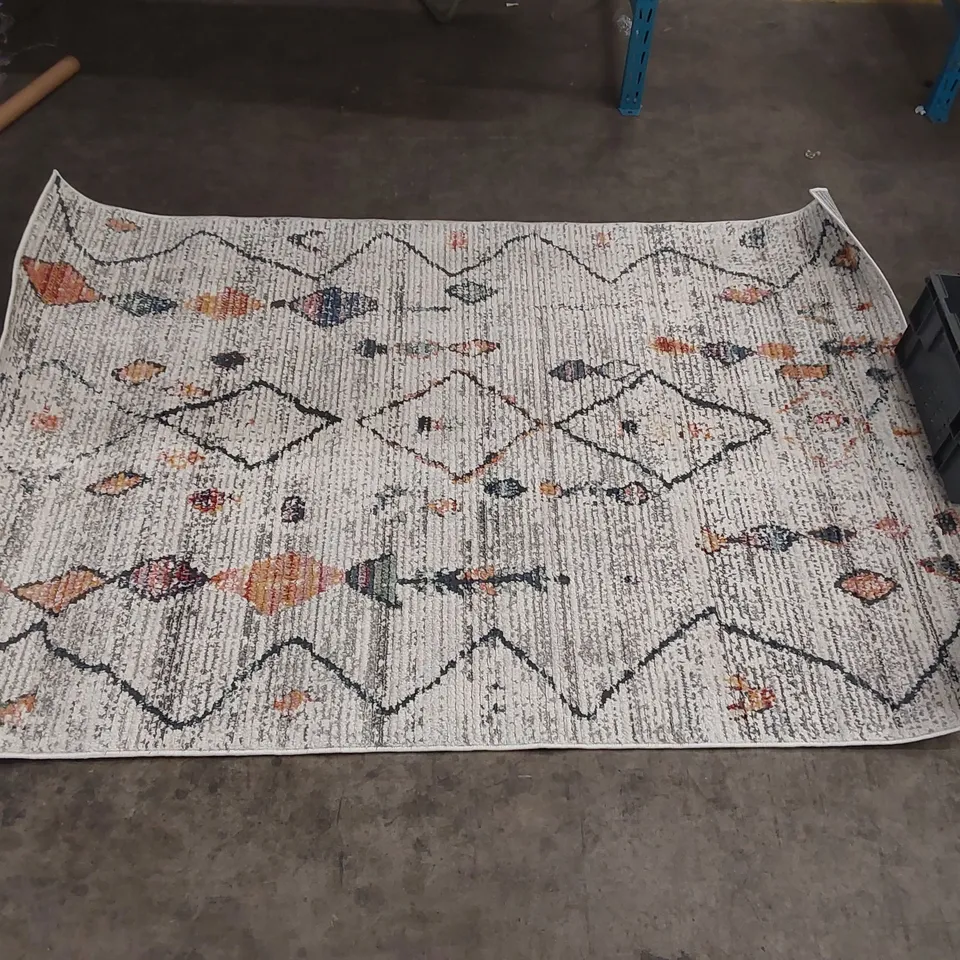 BRAND NEW BAGGED PACO HOME KAYAK RUG - 170 x 120cm