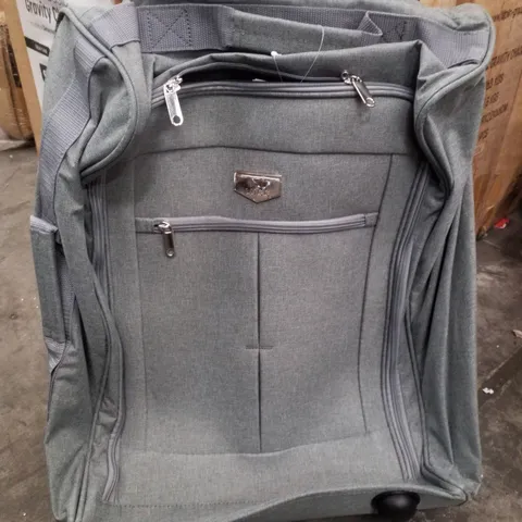 BOX CONTAINING APPROXIMATELY 8 LUGG 55×40×20CM JUPITER SOFT CABIN BAGS - GREY
