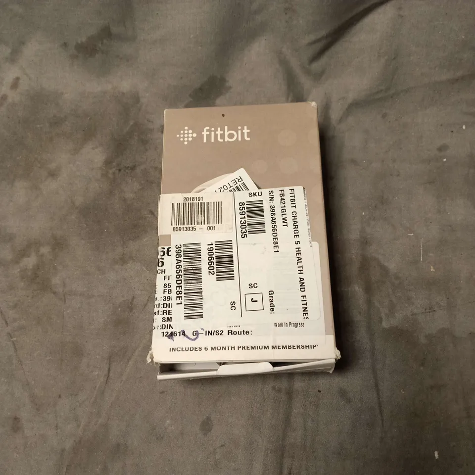 FITBIT CHARGE 5 BOXED