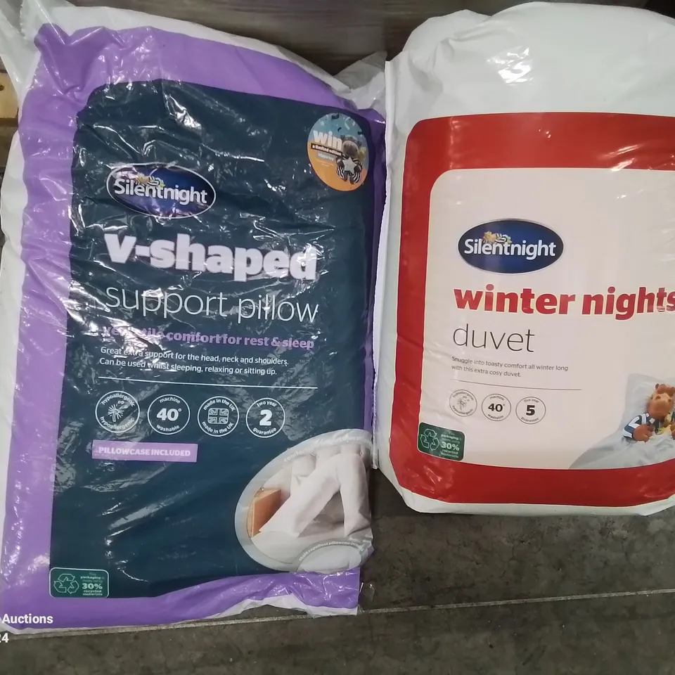 PALLET CONTAINING VARIOUS WEIGHTED BLANKETS AND  PILLOWS SIZES VARY