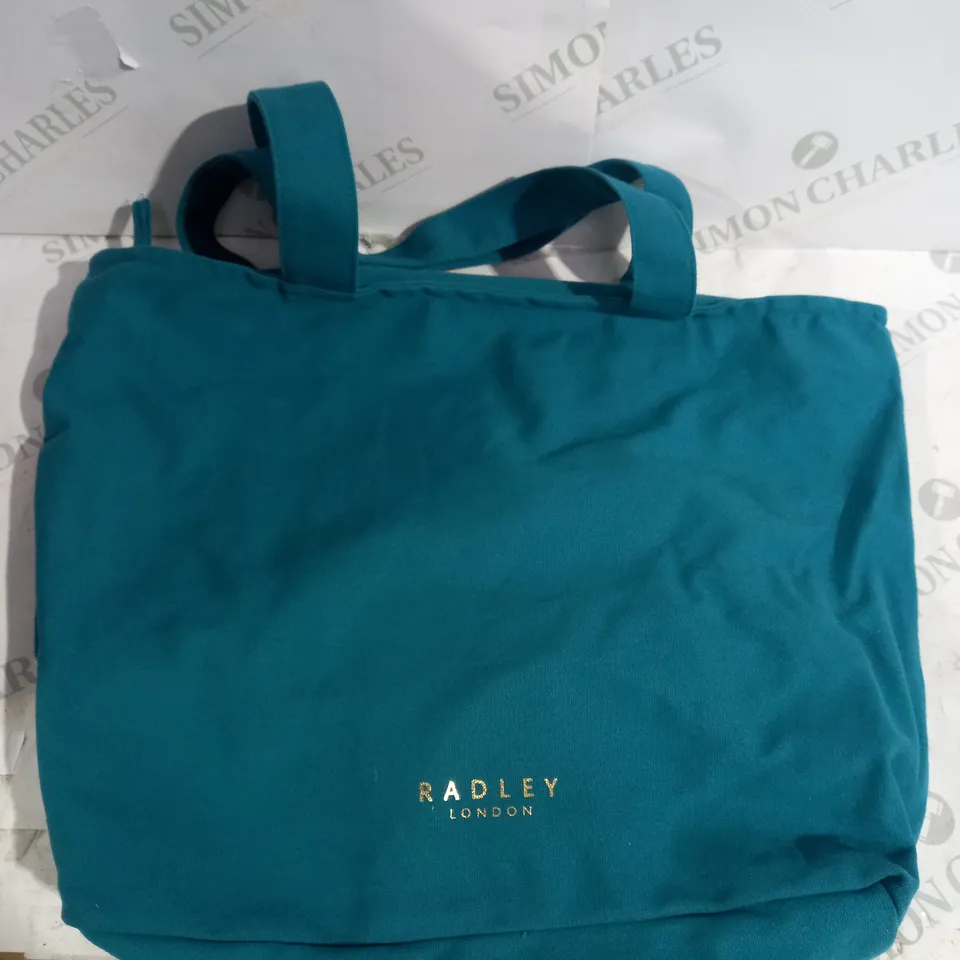 RADLEY LONDON CIRCLE MEWS TOTS AND CROOK SET 