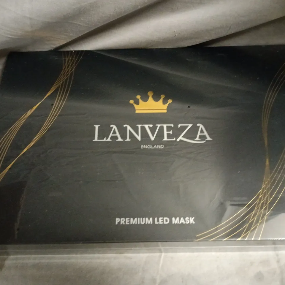 SEALED LANVEZA PREMIUM LED MASK 