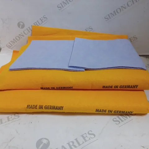 LARGE QUANTITY OF LOOSE MIRACLE SHAMMY - X6 LARGE X2 SMALL.