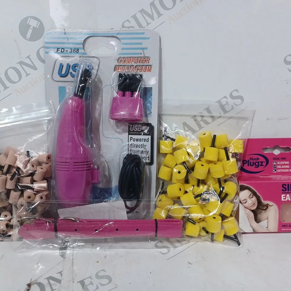 APPROXIMATELY 10 ASSORTED HOUSEHOLD ITEMS TO INCLUDE SILICONE EAR PLUGS, USB COMPUTER MINI VACUUM, STRONG LEATHER DOG COLLAR, ETC