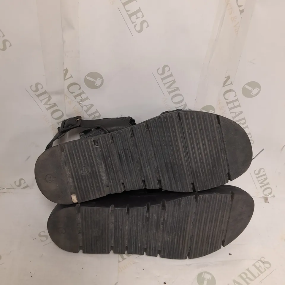 DUNE LONDON LORRIS FLATFORM SANDAL SIZE 6