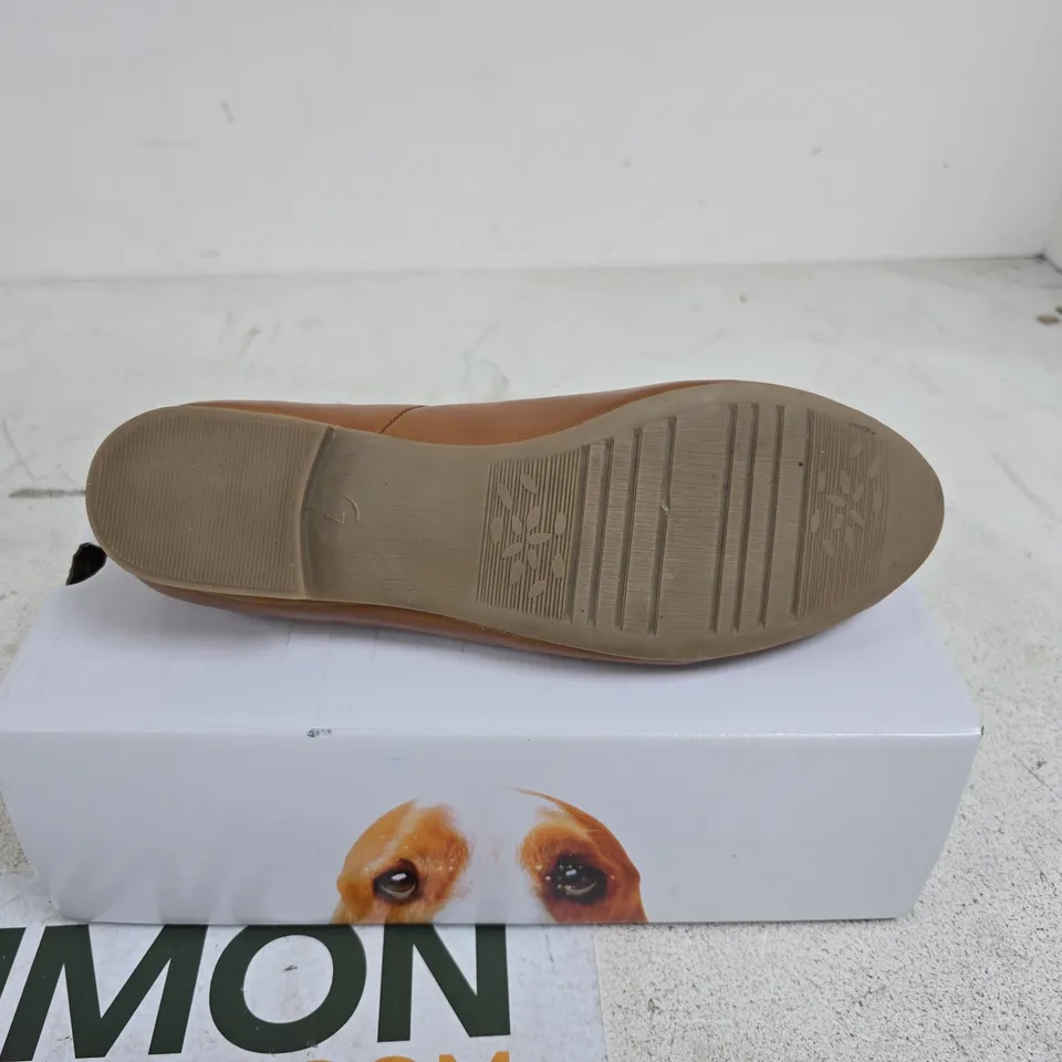 HUSH PUPPIES WOMENS NAOMI BALLET SHOE TAN UK 7 BOXED