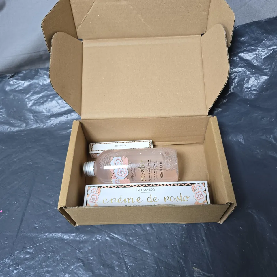BENAMOR 3 ITEM SET TO INCLUDE CREME DE ROSTO WONDER FACE CREAM ETC BOXED