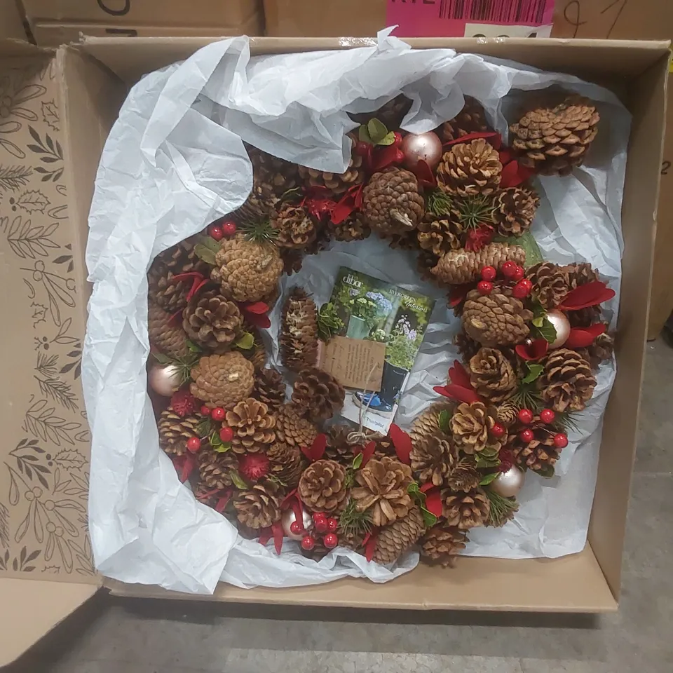 BOXED WREATH