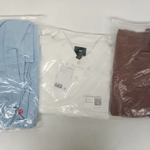 APPROXIMATELY 20 ASSORTED CLOTHING AND FASHION PRODUCTS IN VARIOUS STYLES AND SIZES - COLLECTION ONLY