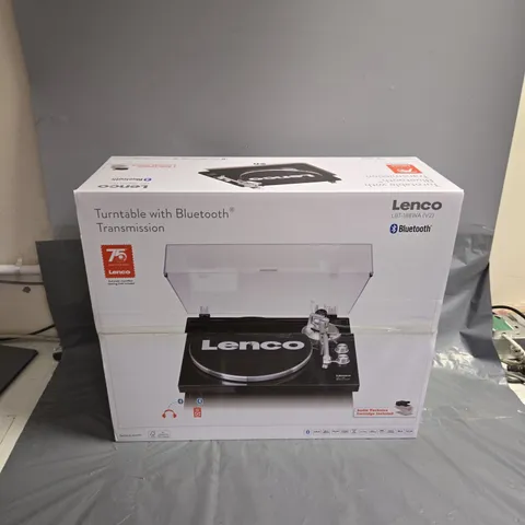 BOXED LENCO TURNTABLE WITH BLUETOOTH TRANSMISSION LBT-188WA V2