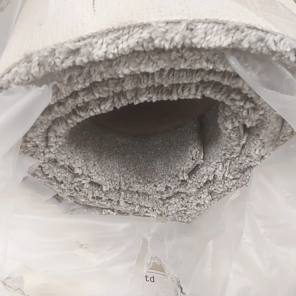 ROLL OF QUALITY EC HEARTLAND HEATHERS CHROMIUM CARPET - APPROXIMATELY 2 x 5m