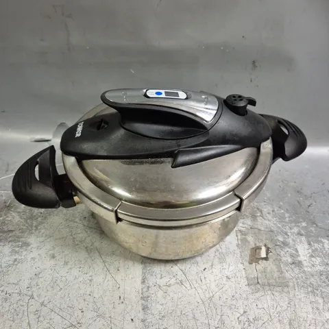 BOXED TOWER 4L ONE TOUCH ULTIMA PRESSURE COOKER 