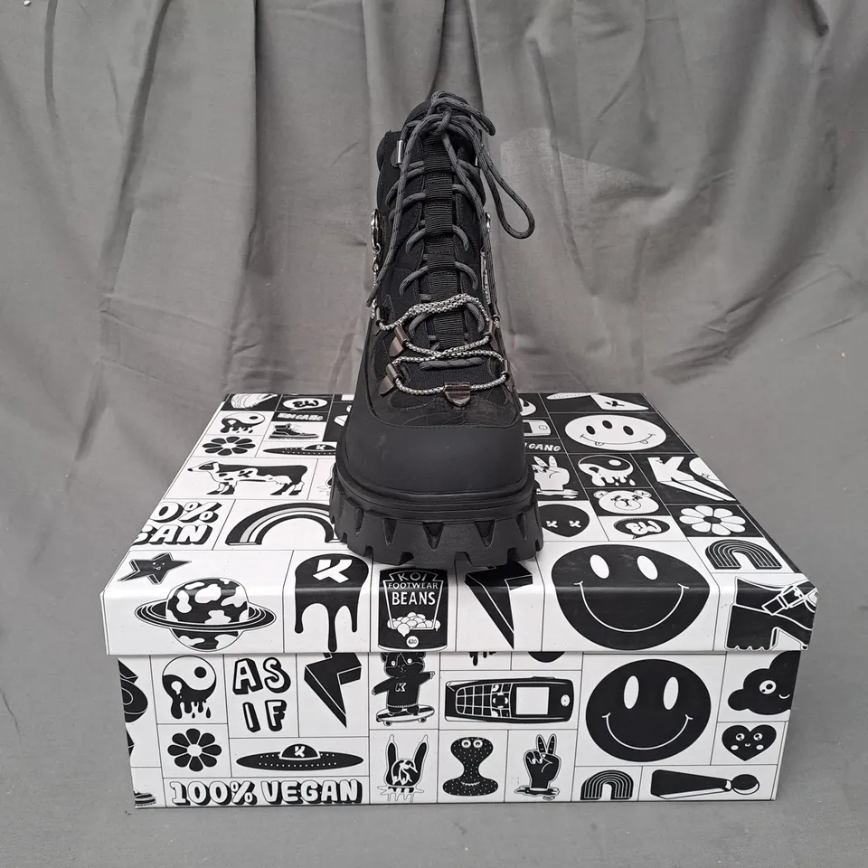 BOXED PAIR OF KOI VEGAN REAPER HIKING BOOTS IN BLACK UK SIZE 7