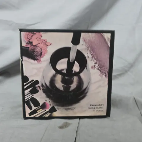 MAKE-UP BRUSH CLEANER & DRYER – BOXED