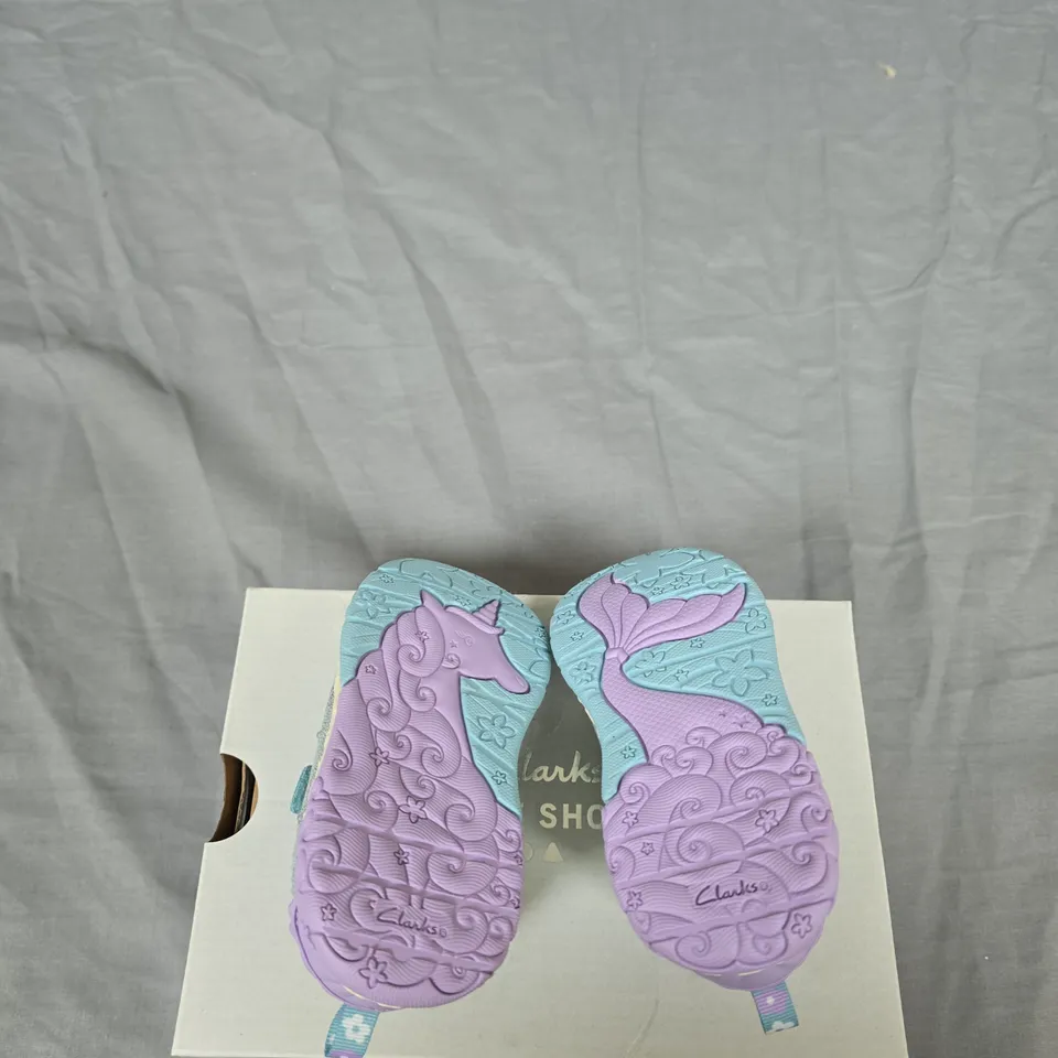 CLARKS FIRST SHOES TIDAL SHELL T. TODDLER SHOES – LIGHT BLUE COMBI, UK 4½