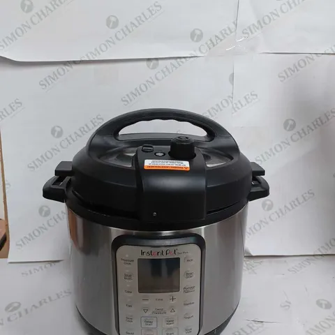 INSTANT POT DUO PLUS MULTICUISUR