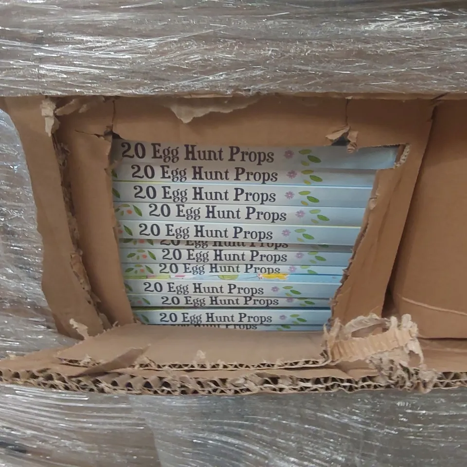 PALLET TO CONTAINING A VERY LARGE QUANTITY OF ASSORTED ITEMS INCLUDING: CHRISTMAS FINGER TOYS, EASTER EGG HUNT PROPS, GIANT NOUGHTS & CROSSES GAME, ELECTRIC BLANKET ECT