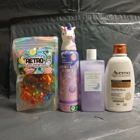 APPROXIMATELY 20 ASSORTED COSMETIC ITEMS TO INCLUDE AVEENO, SUNDAY RAIN, ETC - COLLECTION ONLY
