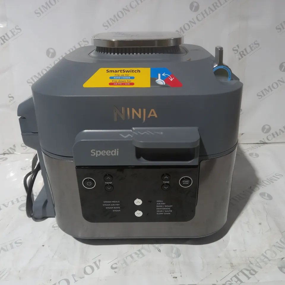 BOXED OUTLET NINJA SPEEDI 10 IN 1 5.7L RAPID-COOKER & AIR FRYER