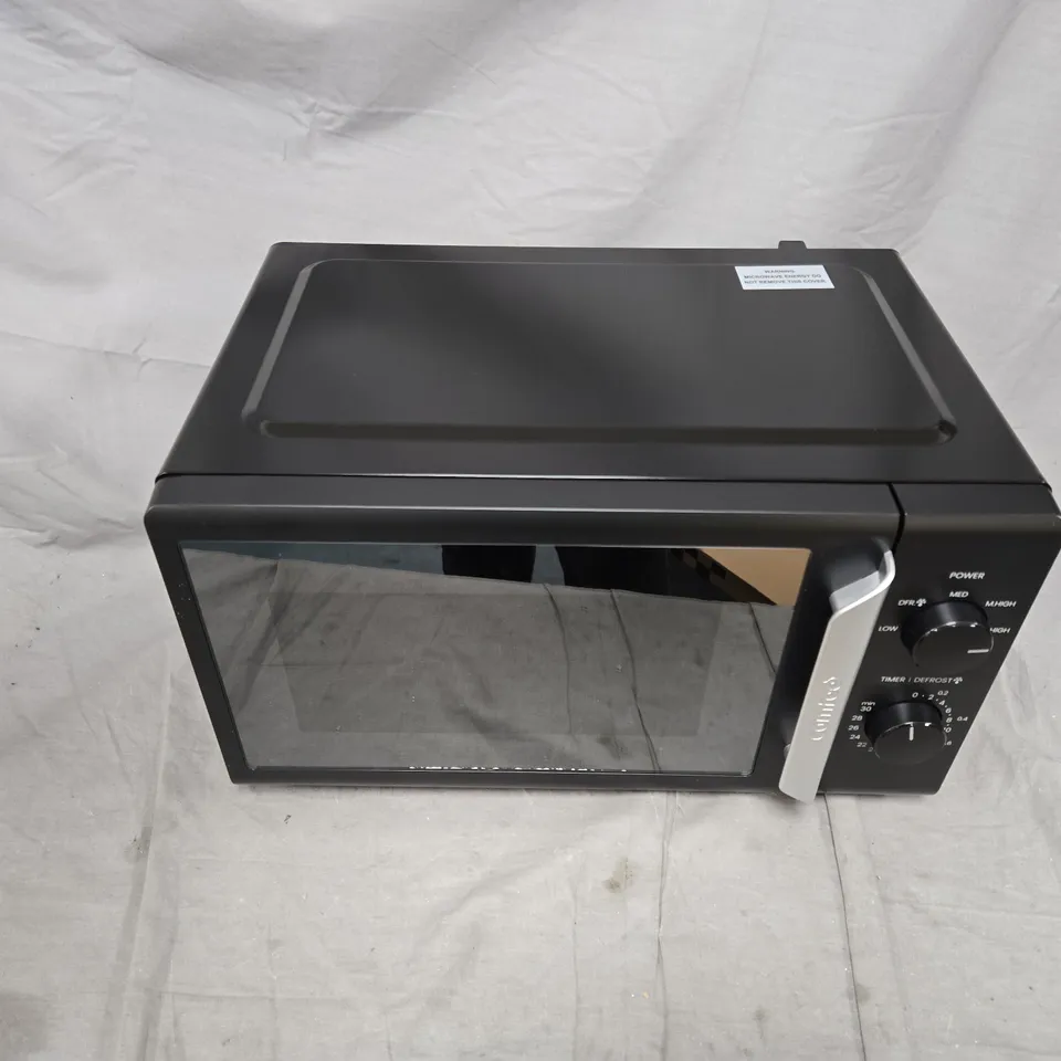 boxed comfee 700w microwave oven