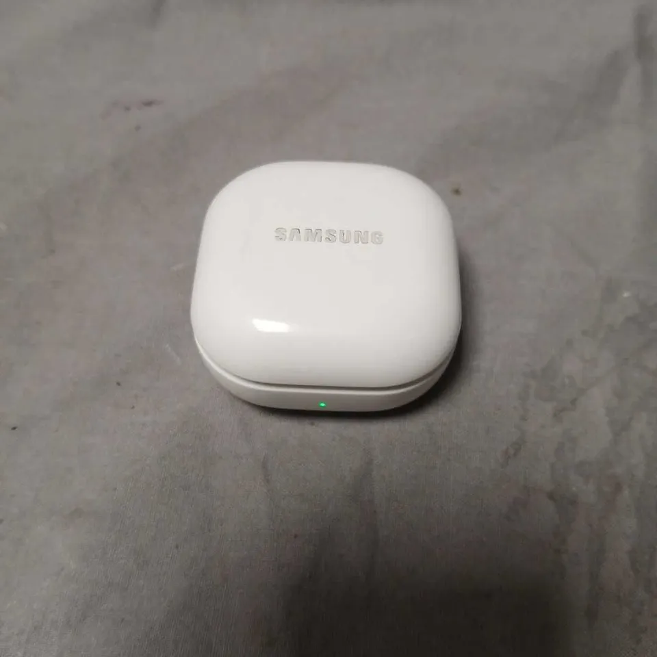 SAMSUNG GALAXY BUDS PRO 2 WIRELESS EARBUDS SM-R510R WITH CHARGING CASE - WHITE