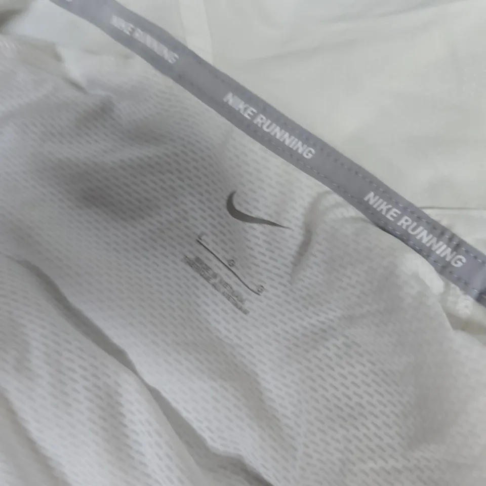 NIKE RUNNING MENS REPEL UV JACKET IN WHITE - LARGE