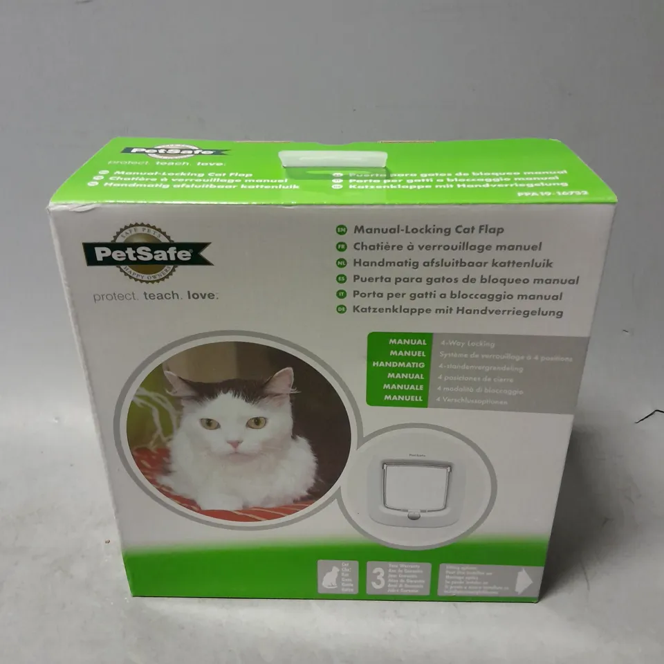 BOXED PETSAFE 4 WAY LOCKING CAT FLAP