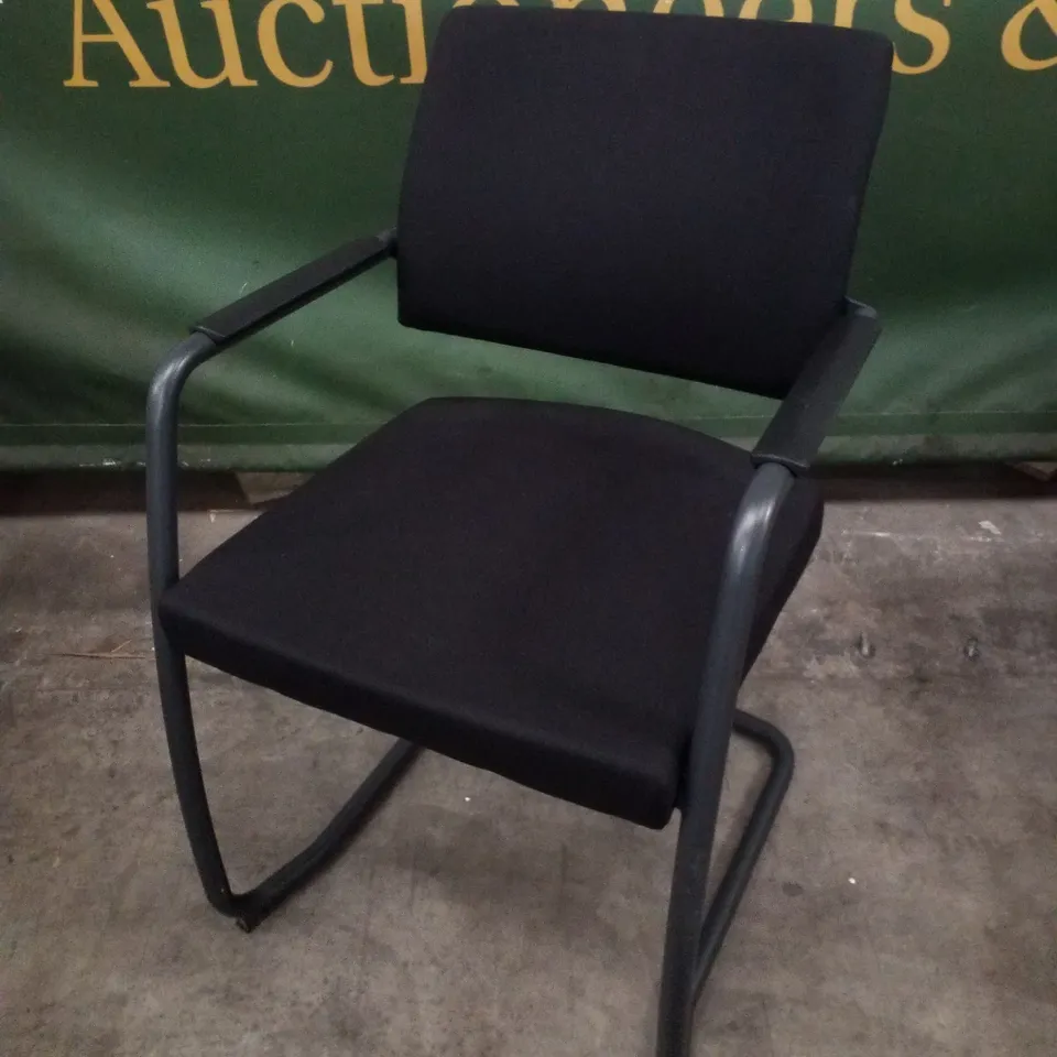 SET OF 4 BLACK FABRIC CHAIRS