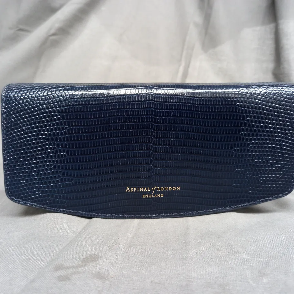 APSPINAL OF LONDON NAVY PURSE 