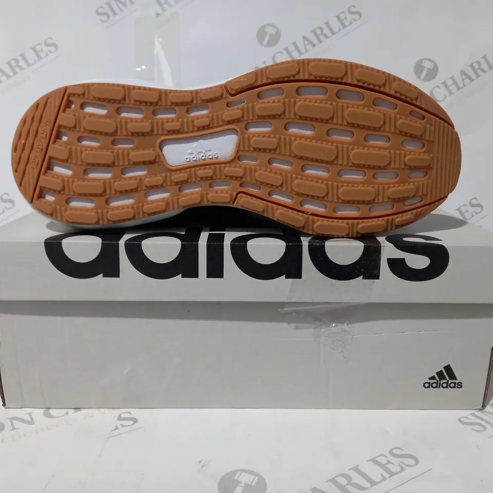 BOXED PAIR OF ADIDAS RAPIDASPORT K SHOE SIN BLACK/LEOPARD PRINT UK SIZE 5