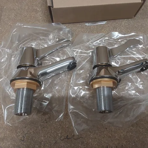 BRAND NEW BOXED LECICO SOUTHBURY BATH TAP PAIR