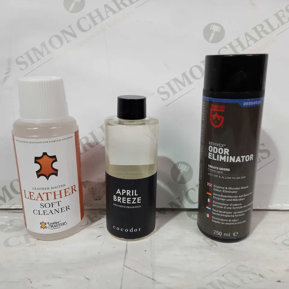 LOT OF APPROXIMATELY 10 ASSORTED HOUSEHOLD ITEMS TO INCLUDE ODOR ELIMINATOR, COCODOR DIFFUSER REFILL, LEATHER SOFT CLEANER, ETC