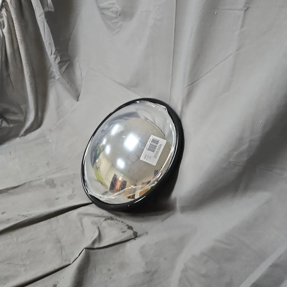 BOX OF APPROXIMATELY 5 ASH TREE BLIND SPOT CONVEX MIRRORS