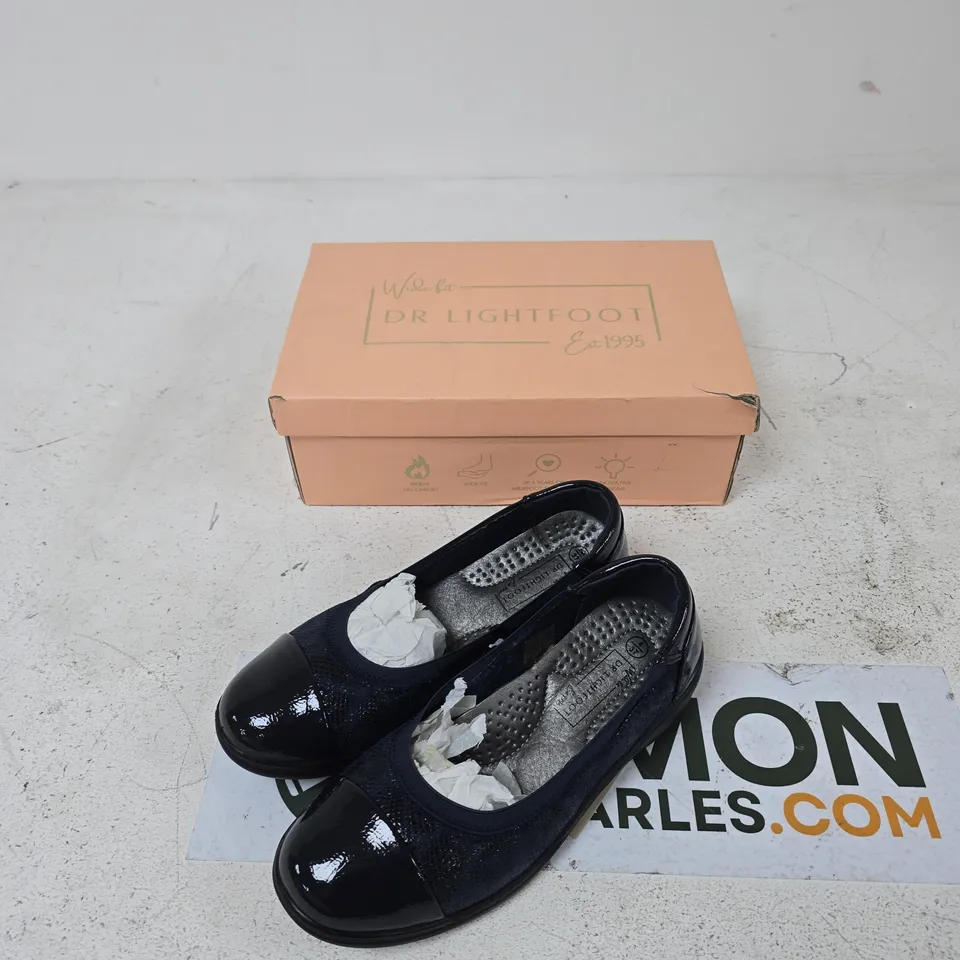 DR LIGHTFOOT NAVY PATENT-TOE BALLET FLATS – WOMEN'S SHOES UK 4