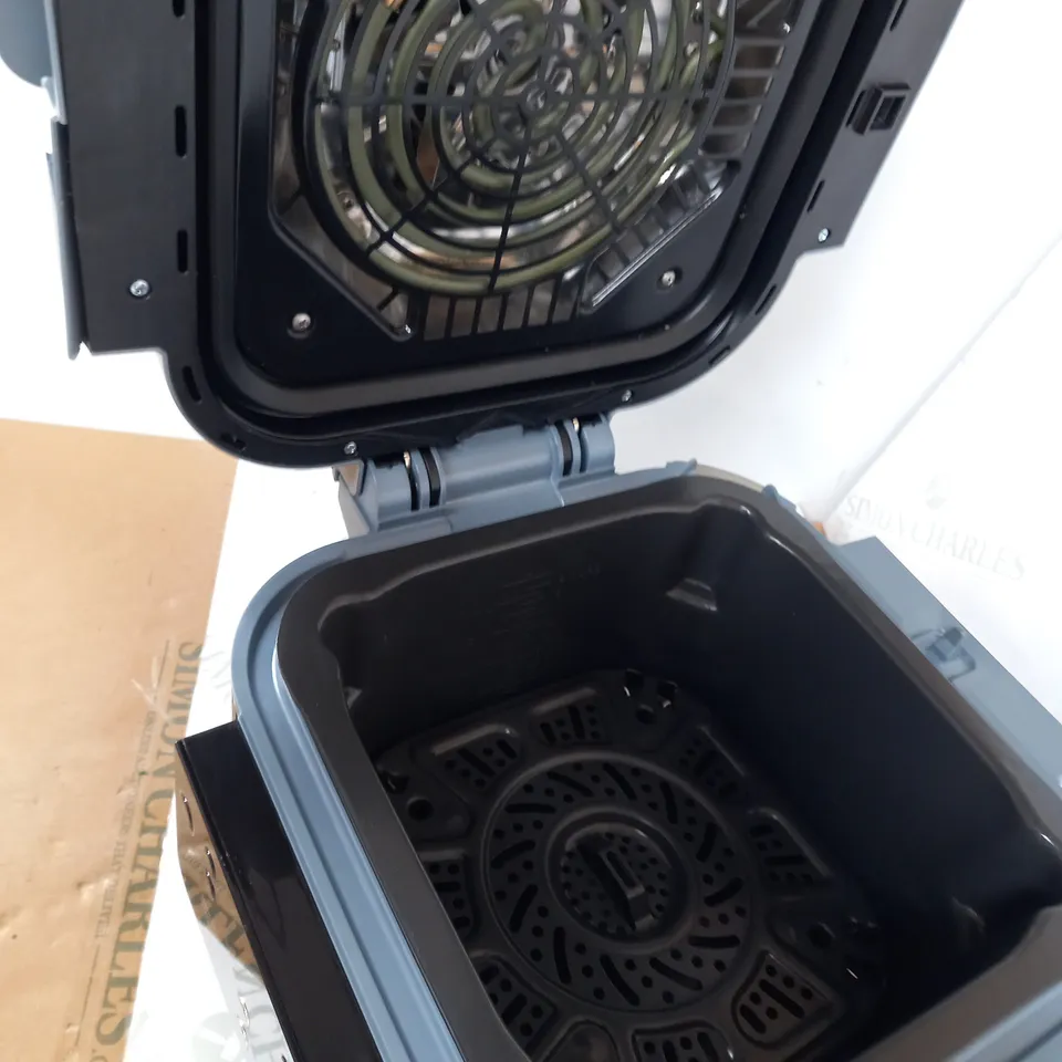 NINJA SPPEDI RAPID COOKER 
