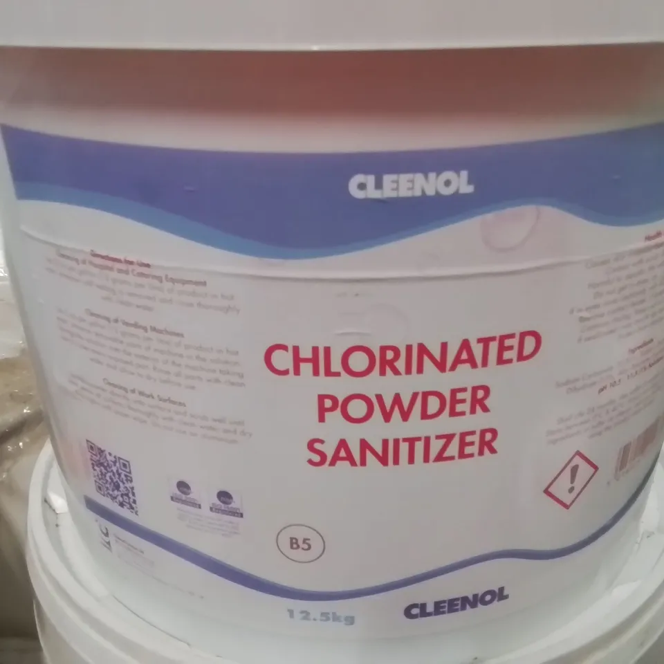 PALLET CONTAINING LARGE QUANTITY OF POWDER AND FLUID SANITIZERS, DRAIN MAINTAINER ECT.