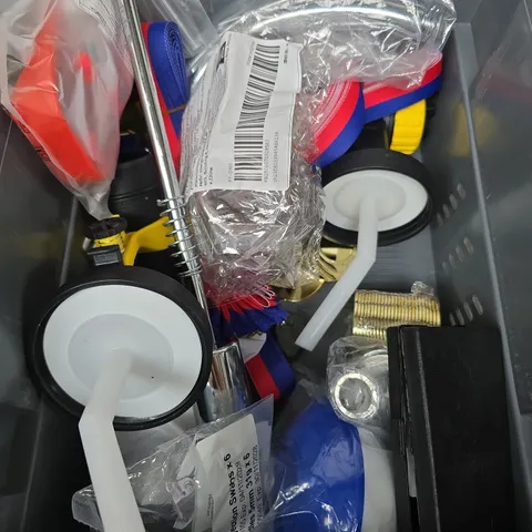 BOX OF ASSORTED ITEMS TO INCLUDE MEDALS - TOOLS AND DINT PULLER 