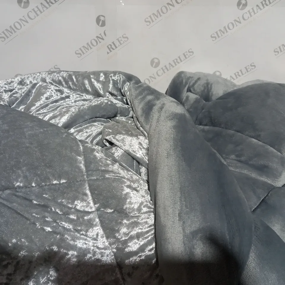 COZEE HOME LARGE THROW - SIZE UNSPECIFIED 